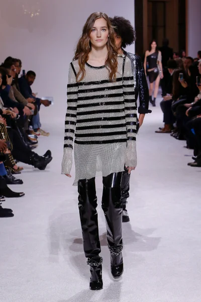 Look 91